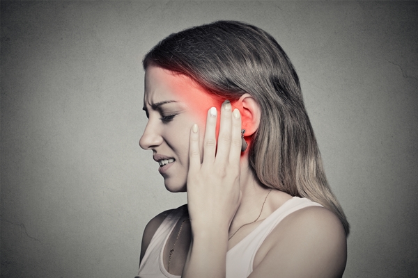 Oorsuizen (Tinnitus)