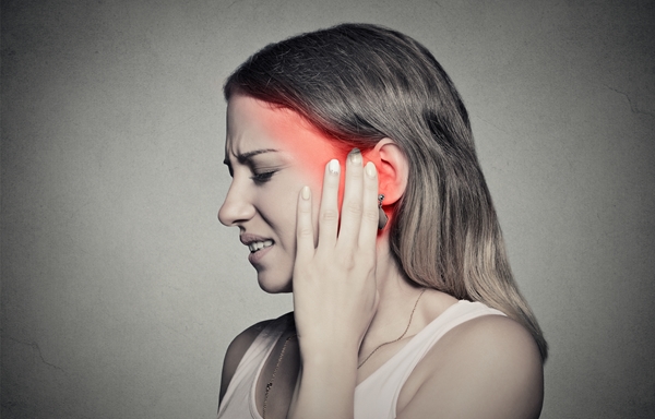 Oorsuizen (Tinnitus)
